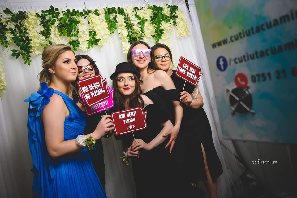 8 Ani de magie în imagini: Cutiuța cu Amintiri – Cabină FOTO